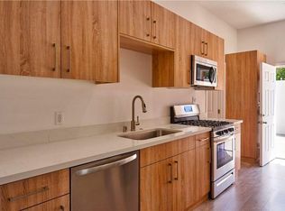 11918 Exposition Blvd, Los Angeles, CA 90064