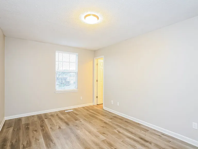 147 Fountain Dr — Photo 14