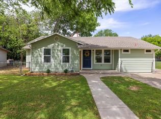 516 S Hannaford St, Granbury, TX 76048