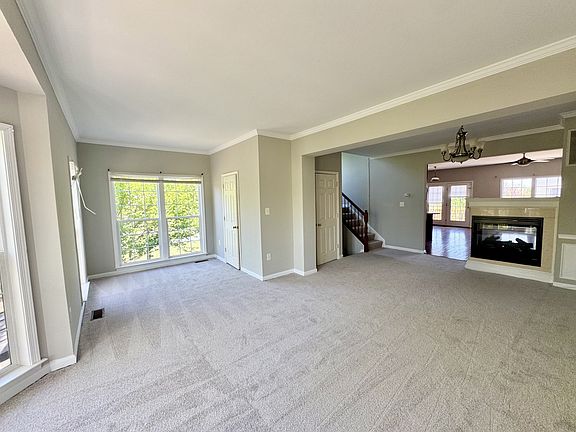 3rd image of 20215 Edisto Sq