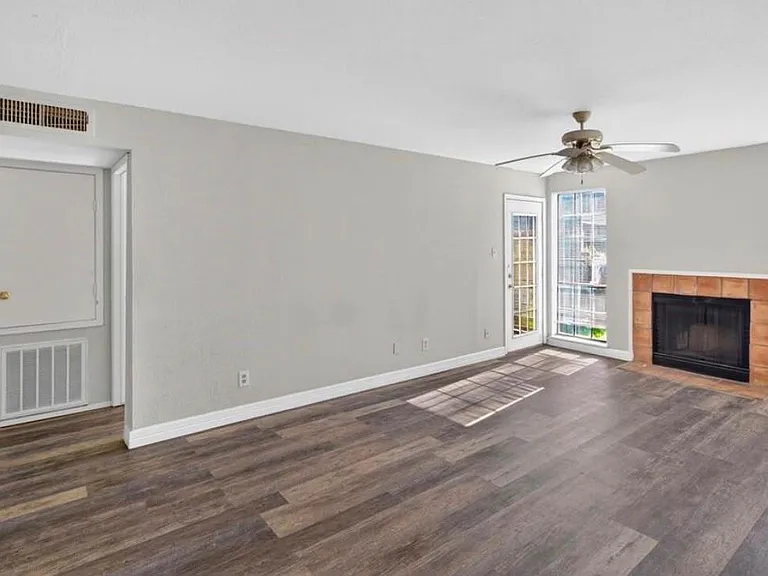 12500 Sandpiper Dr #193 — Photo 5