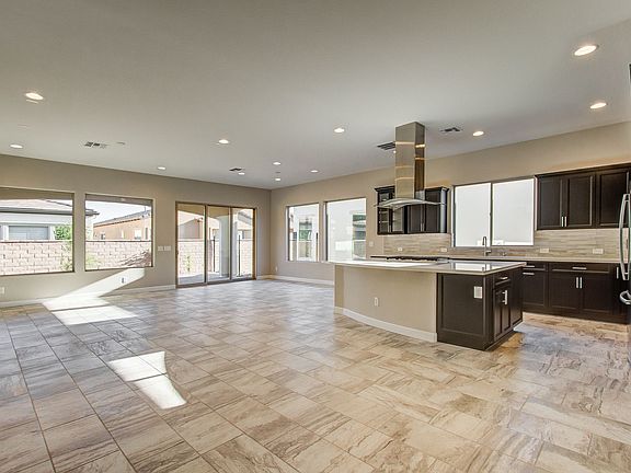 3rd image of 197 E Bergamot Ln
