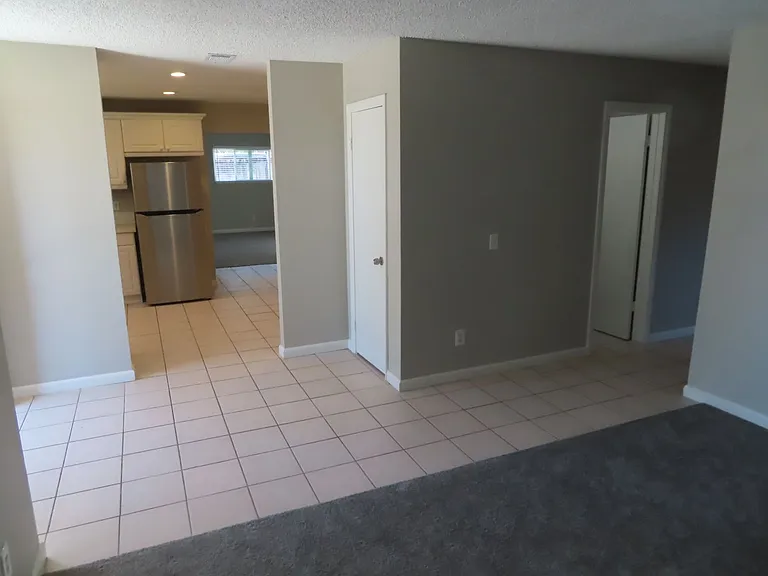 4912 Tyler St — Photo 5