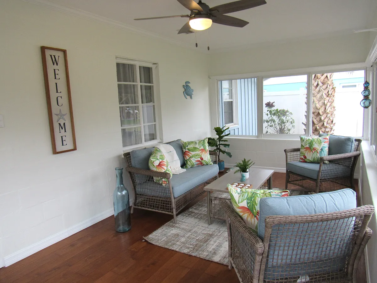 Florida Room - 206 Ocean Ave