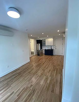 4th image of 1268 Herkimer St #2B