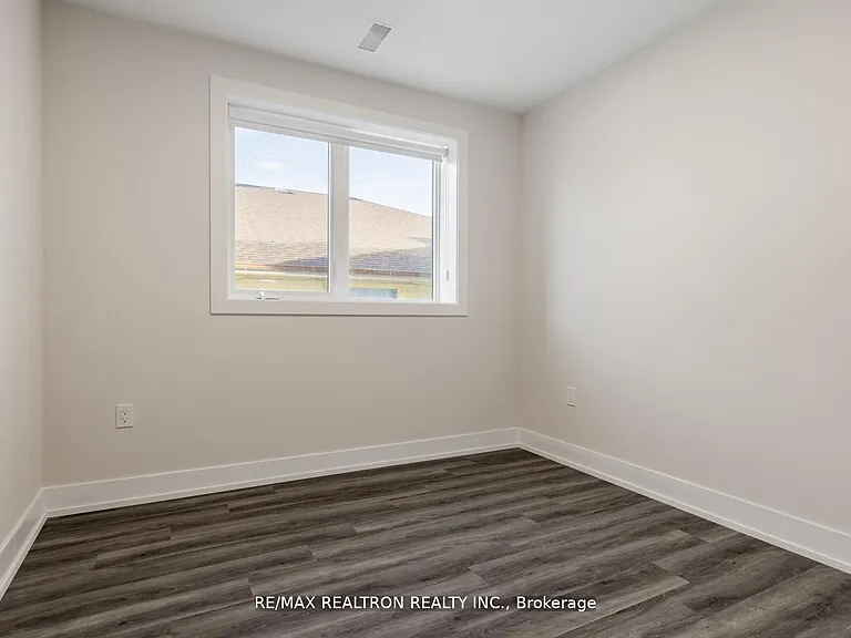 4 Virgilwood Dr #LOWER — Photo 22