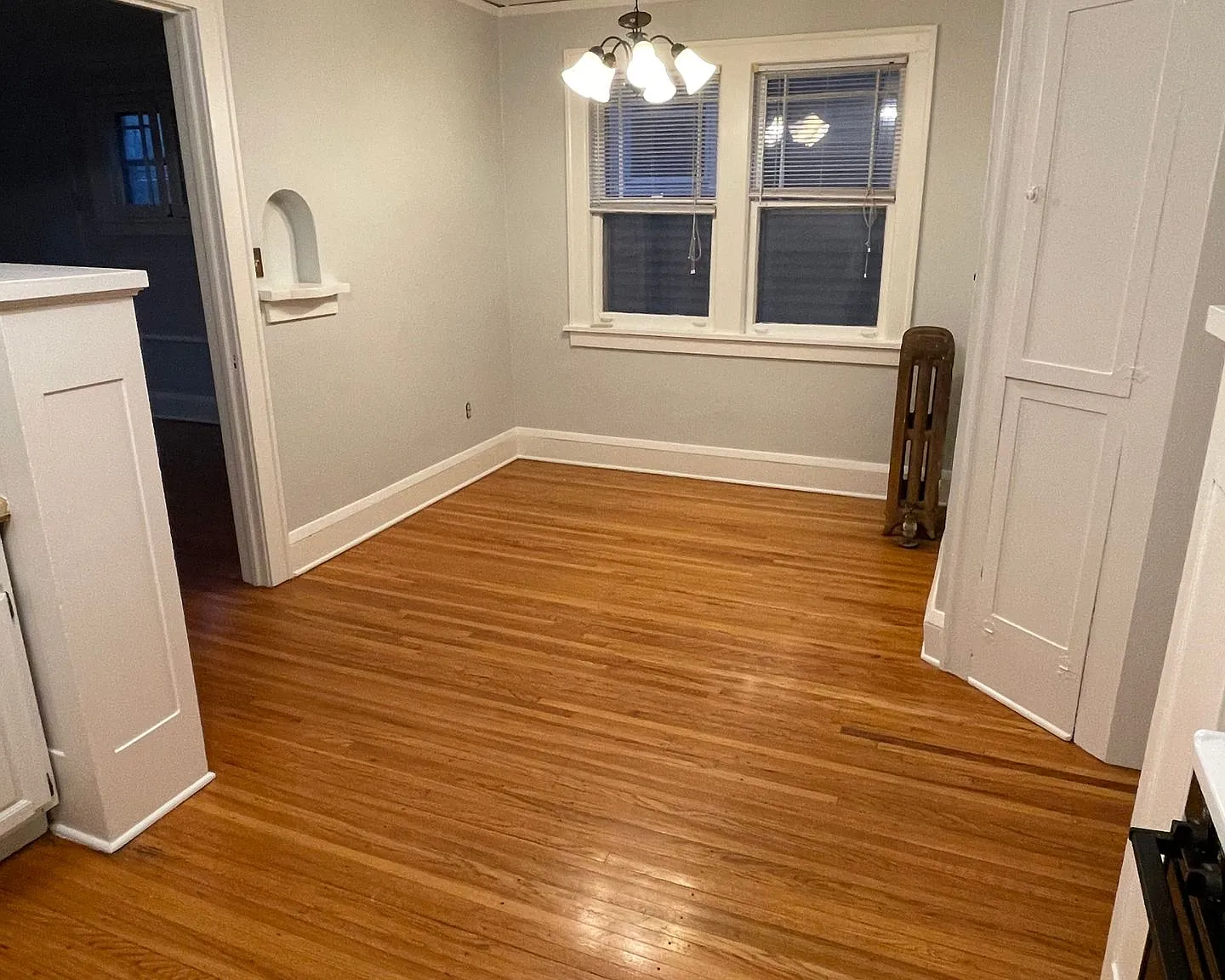 1506 Grand Apartments — Photo 2