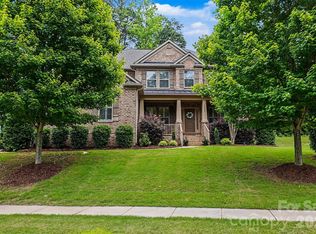 16524 Crosshaven Dr, Charlotte, NC 28278