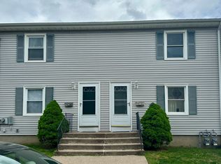 82 Maynard St, Pawtucket, RI 02860