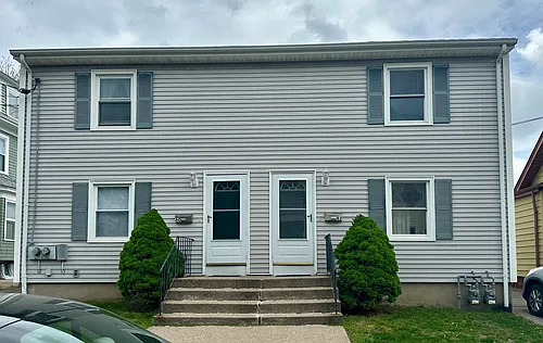 82 Maynard St Photo 1
