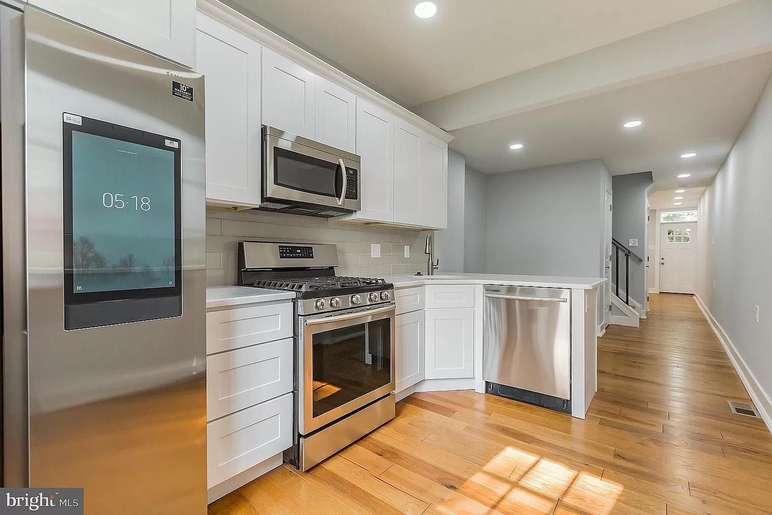loca♡ 4818 Smick St, Philadelphia, PA 19127 | Zillow