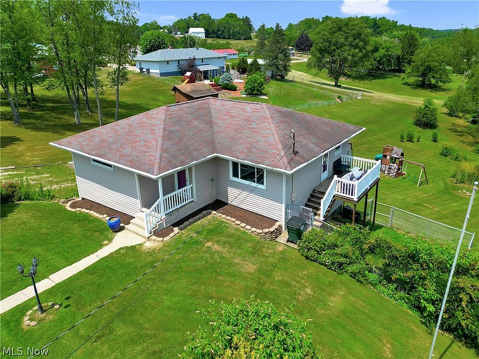 1st image of 209 Sherry Dr