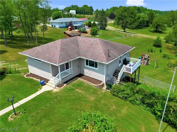 209 Sherry Dr, Bloomingdale, OH 43910