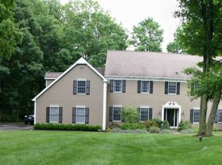 28 Arrowhead Pl, Ridgefield, CT 06877