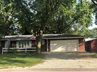 407 1st Ave N, Dakota City, IA 50529