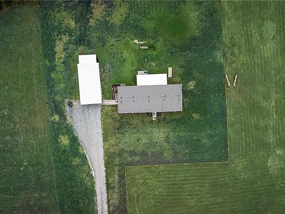 4th image of 1819 County Road 2140