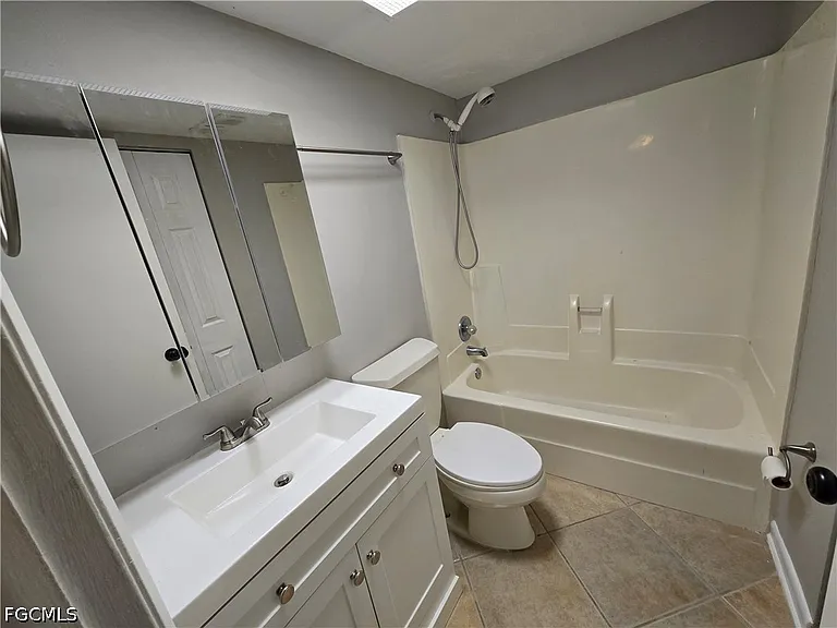 7752 Tamara Lee Ct #103 — Photo 10