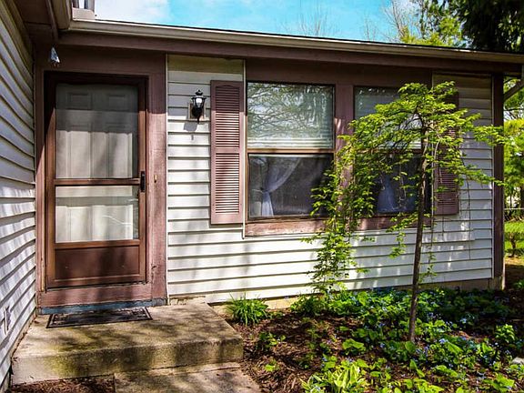 2nd image of 5638 Andrea Ln