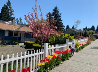530 16th Ave W, Kirkland, WA 98033