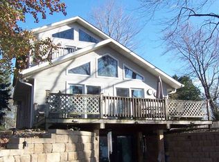 336 Lilac Dr, Walkerton, IN 46574