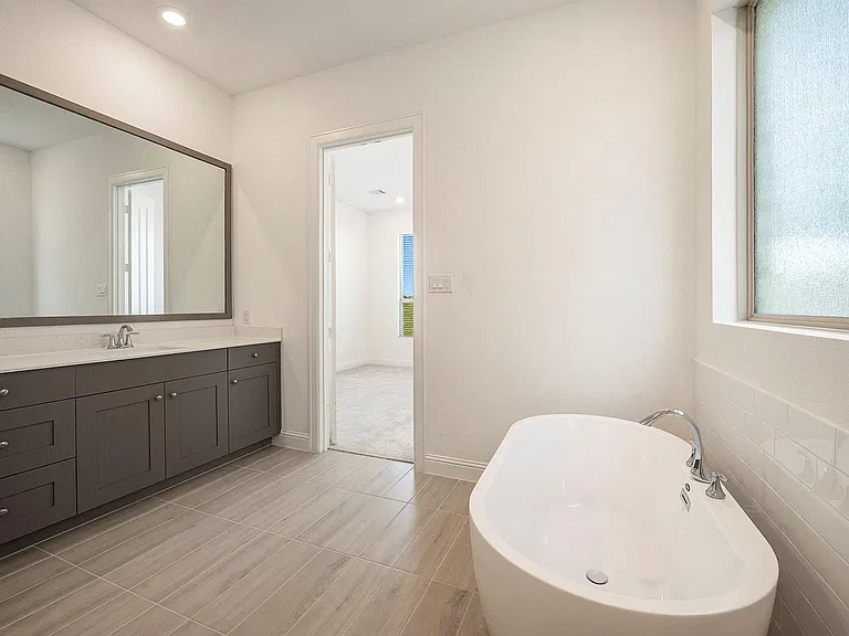 3210 Blue Grama Bnd — Photo 13