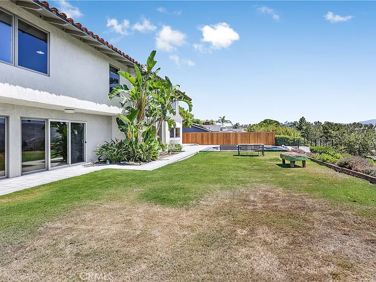 11172 Hunting Horn Dr — Photo 26