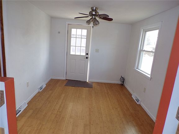 3rd image of 138 Randall Ave