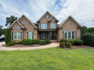 215 Cobblestone Xing, Gaffney, SC 29341