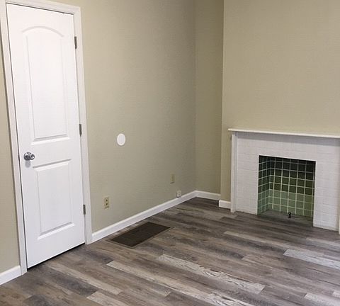 2nd image of 18 E Maynard Ave APT B
