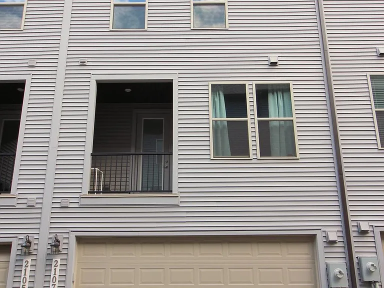 2107 Acadia Rd — Photo 29