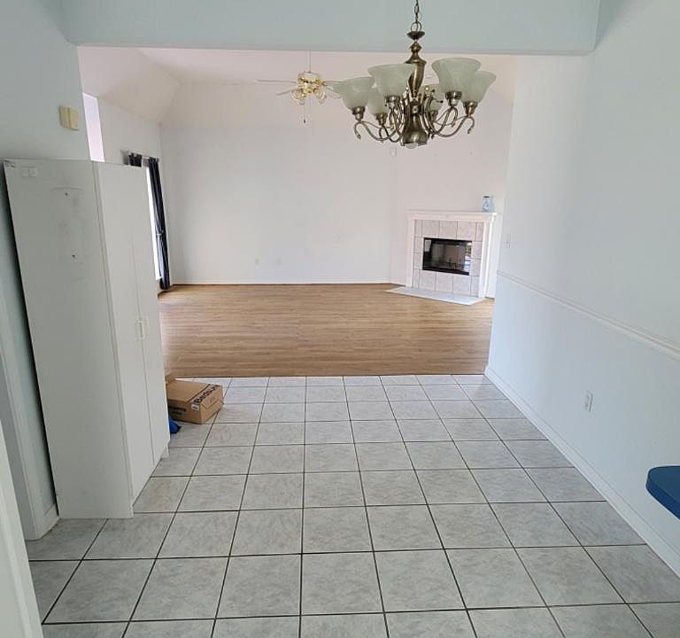 1st image of 74 Hollycrest Blvd