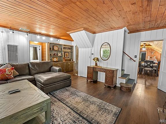 5th image of 774 Eureka Dr