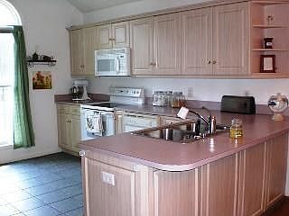 2nd image of 310 W Craven Ave