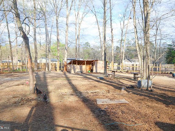 4th image of 114 Colin Rd