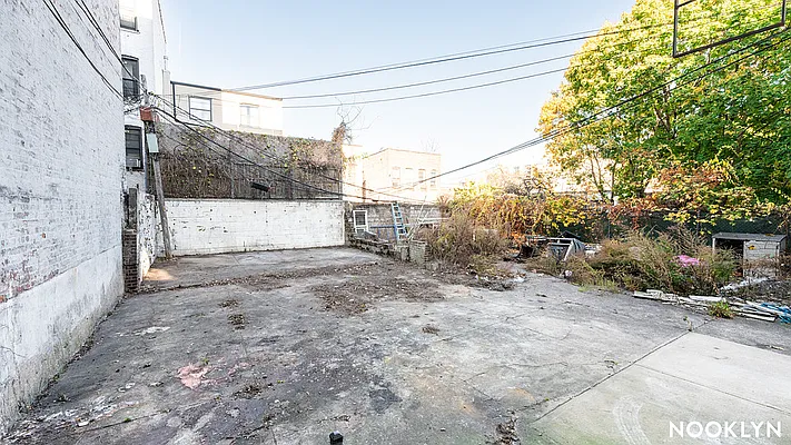 Rented by Nooklyn NYC LLC | media 23