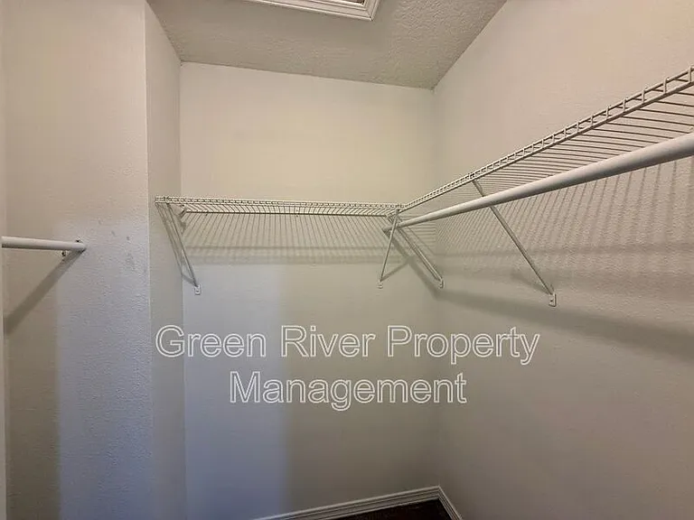 7665 Jana Ln S — Photo 20