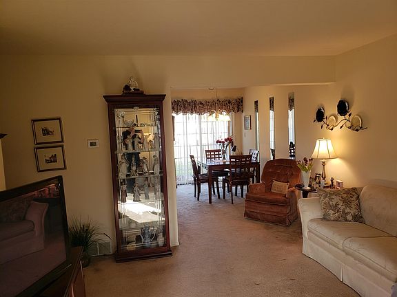 3rd image of 1829 Somersworth Dr