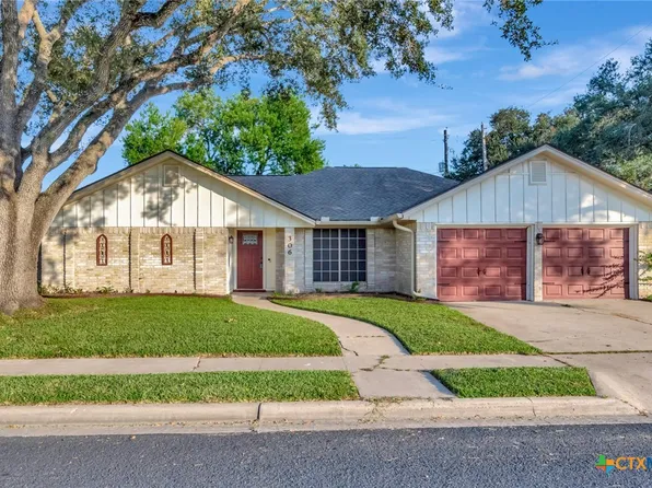 306 Alamogordo Dr, Victoria, TX 77904