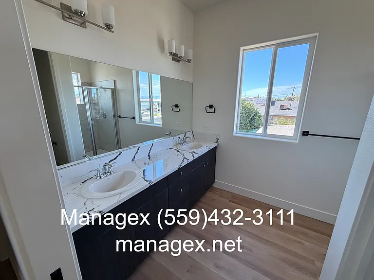 124 Sunnyside Ave #A — Photo 12
