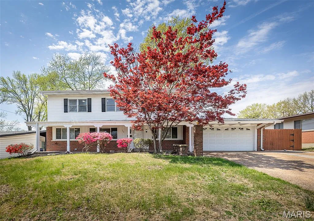 1665 Horseshoe Dr photo 1