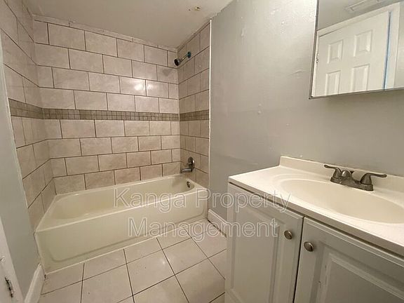 5th image of 3202 Louisiana Ave Unit C