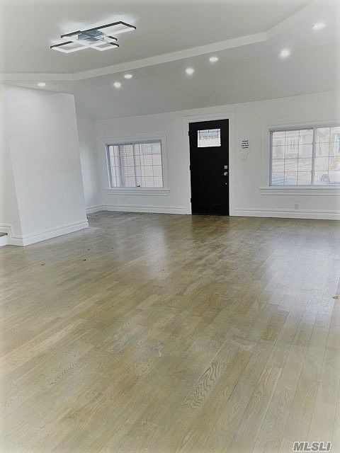 2nd image of 123-24 Metropolitan Ave
