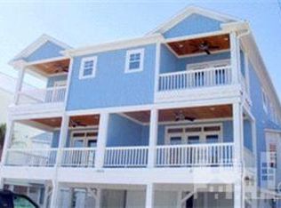 1506 S Lake Park Ave #1, Carolina Beach, NC 28428