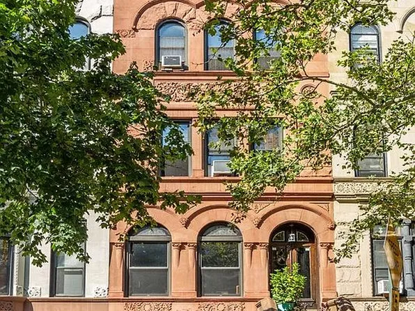 291 Sterling Pl #Ths, Brooklyn, NY 11238