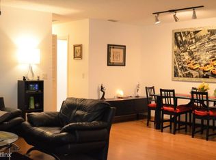 7230 E Oakridge Cir, Lantana, FL 33462