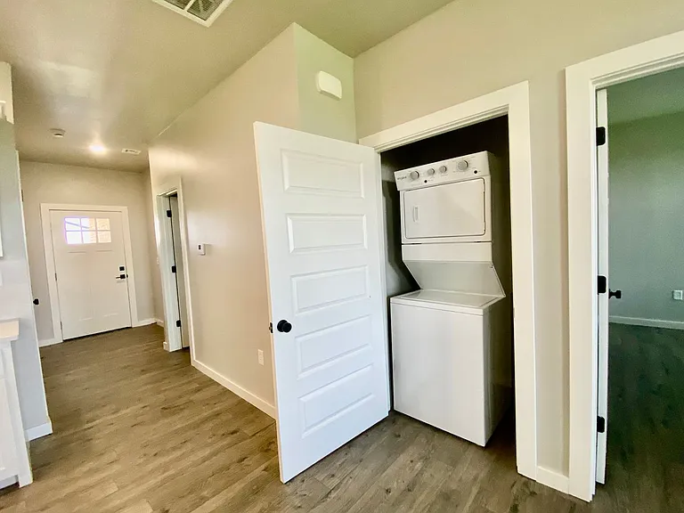4923 Spring Ridge — Photo 7