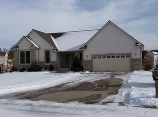 6658 Windflower Way, Norton Shores, MI 49444