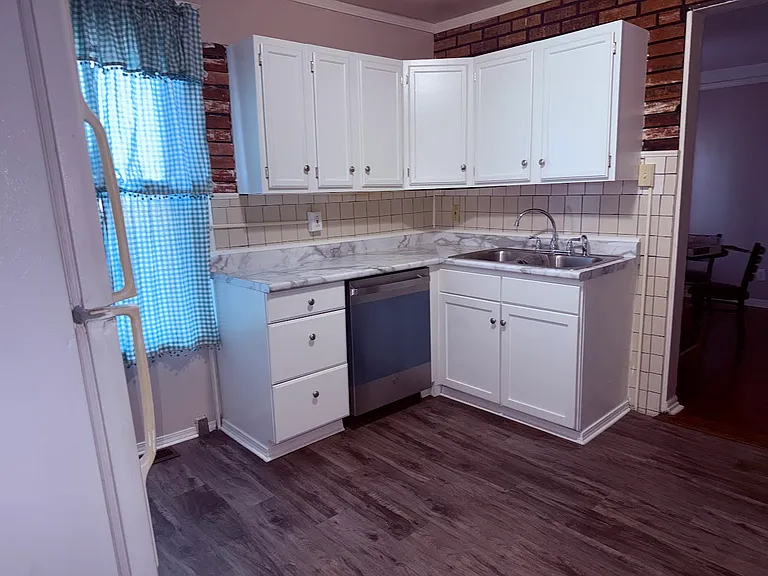 7006 Garesche Ave — Photo 14