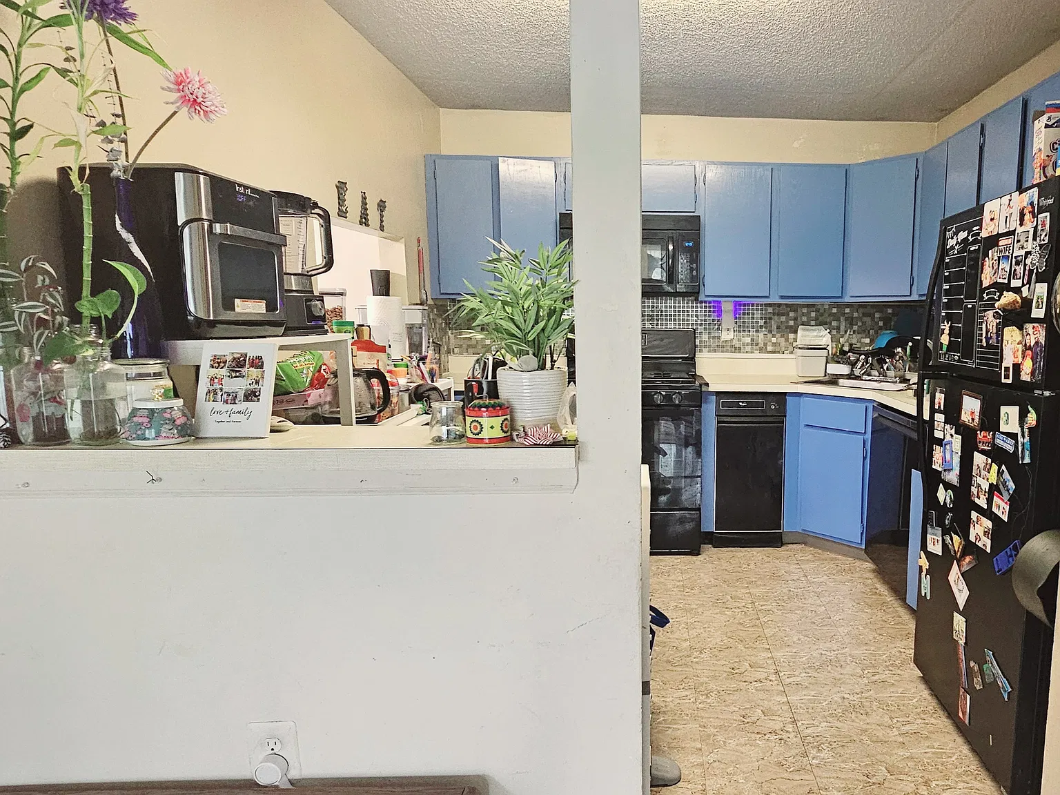 2 bed, 1181 sqft, $2,400 — Photo 2