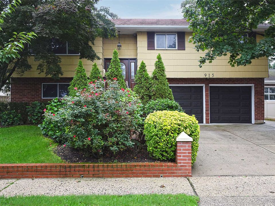 1st image of 915 Cedar Ln